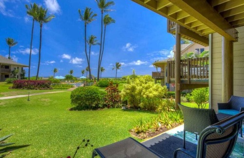 Lihue Condo | Ground-Floor Ocean View W/Lanai–Kaha Lani #105
