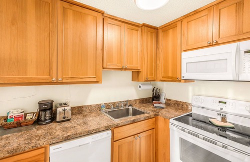 Moclips Condo | Ground Level Condo Right on the Pacific Ocean