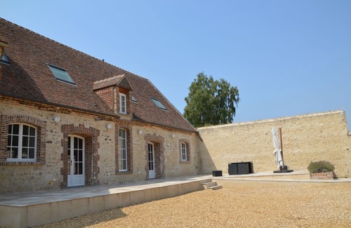 Digny House | Group gîte for 27 people 1h30 from Paris with reception room