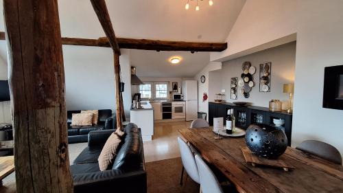 Waldeck Apartment | Group Haus Blick am Edersee 13P