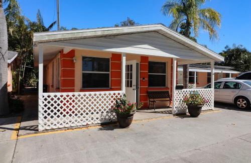 Englewood South Hotel | Grove City Motel