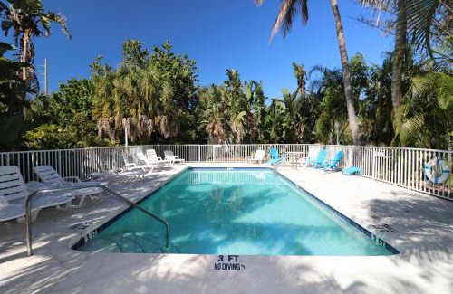 Englewood South Hotel | Grove City Motel