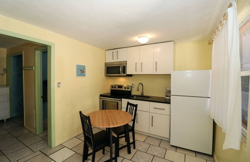 Englewood South Hotel | Grove City Motel