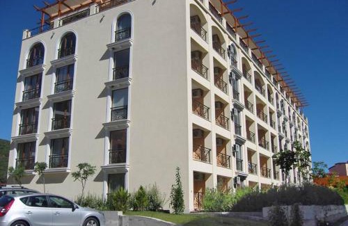 Elenite Apartment | GT Villa Astoria Apartments