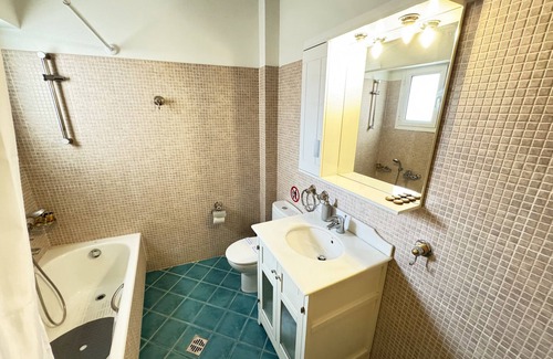 Athens Apartment | Gtrip Nirvana Home 203