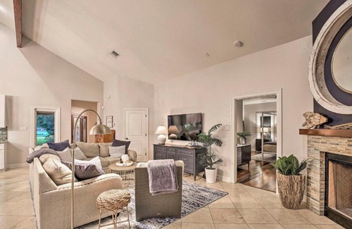 Seguin House | Guadalupe River Paradise with Hot Tub, Dock and Kayaks