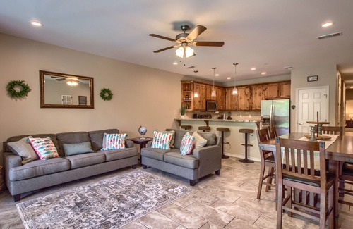 New Braunfels Condo | Guadalupe Riverfront! Upscale gated complex with pool, direct river access!