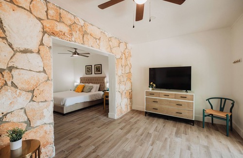 Great Guana Cay Hotel | Guana Beach Inn