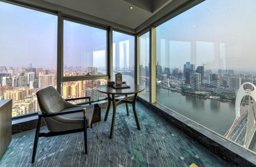 Zhujiang New Town Hotel | Guangzhou Elegant Hotel - Free Shuttle Bus to Canton Fair Complex during Canton Fair period