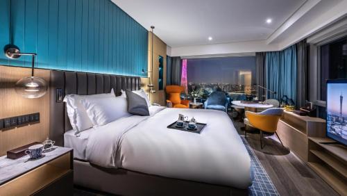 Zhujiang New Town Hotel | Guangzhou Elegant Hotel - Free Shuttle Bus to Canton Fair Complex during Canton Fair period