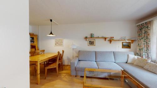 Surlej Apartment | Guardaval 13