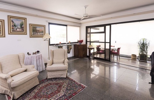 Morro do Maluf Apartment | Guarujá Pitangueiras, Morro do Maluf, 4dorms with 2 suites, 30 meters from the beach.