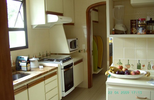 Centro Apartment | Guarujá-Pitangueiras apartment near the sea, one per floor, terraces, 140m², 2 parking spaces