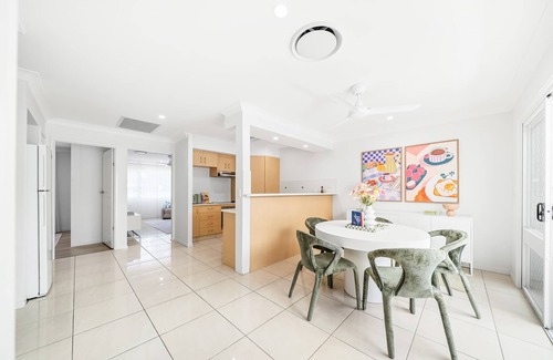 Broadbeach Waters Apartment | Guava By Khove Summar