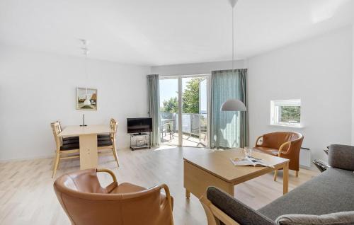 Gudhjem Apartment | Gudhjem Søpark Lejl 54