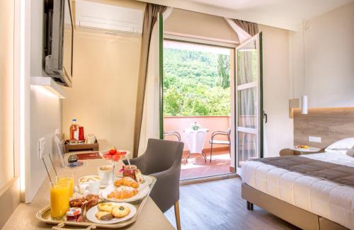 Foligno Apartment | Guesia Village Hotel e Spa