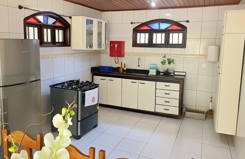 Arraial do Cabo House | Guest House em Arraial do Cabo com Vista , Petfriendly, Wi-fi Fast, Piscina, Ar