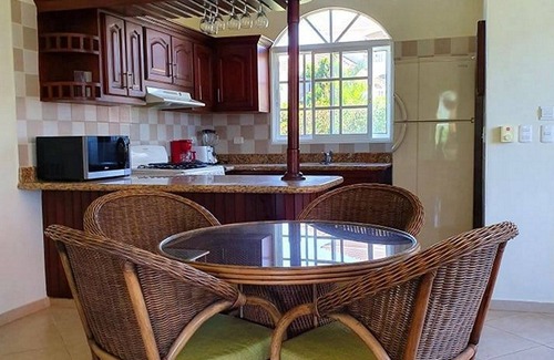 Urbanizacion Tavarez Villa | Guest-friendly villa with pool/tennis/basket/soccer fields, TV/Wifi, near all