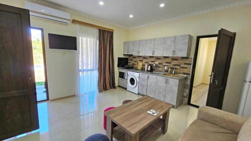 Chaisubani Apartment | guest hause giorgi,kobuleti- xala