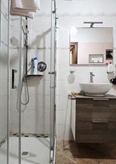Crocetta-San Lazzaro-Modena Est Apartment | Guest Holiday Nonantola