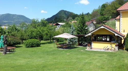 Lasko House | Guest House Čater