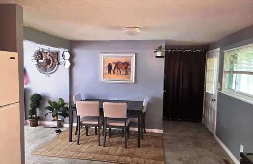 Reynoldsburg House | GUEST-HOUSE # 2- 3 Bedroom house in awesome Reynoldsburg