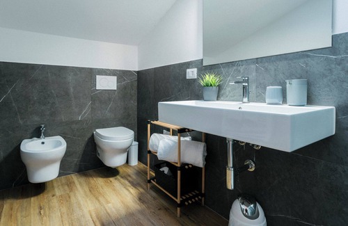 Grosseto House | Guest House All'83