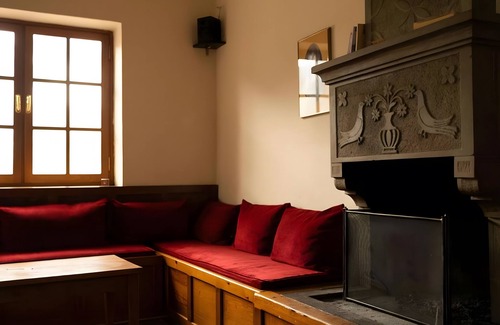 Pyrsogianni House | Guest House 'Armoloi Room 1' with Mountain View, Shared Terrace and Wi-Fi