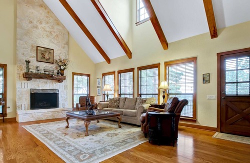 Comfort House | Guest House at RRR - A Birdy Vacation Rental