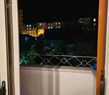 Permet Apartment | Guest House Bendo