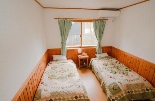 Karuizawa Bed & Breakfast | Guest House Chaconne Karuizawa
