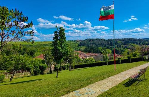 Byala House | Guest House Complex Kosharite