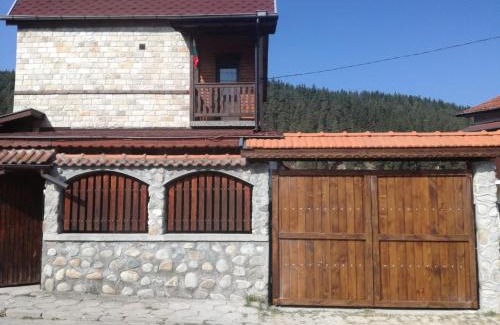 Samokov House | Guest House Diva Reka