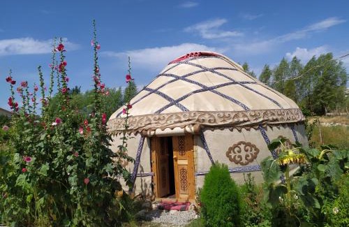 Issyk-Kul Region Bed & Breakfast | Guest House Doktor Eismann