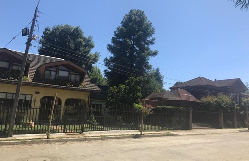 Los Angeles House | Guest House en Gabriela Mistral