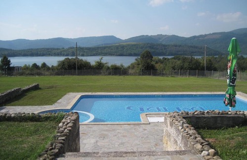 Yakovtsi House | Guest House Galba