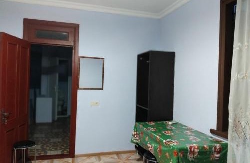 Kobuleti House | Guest House GIA - Bagrationi St # 42