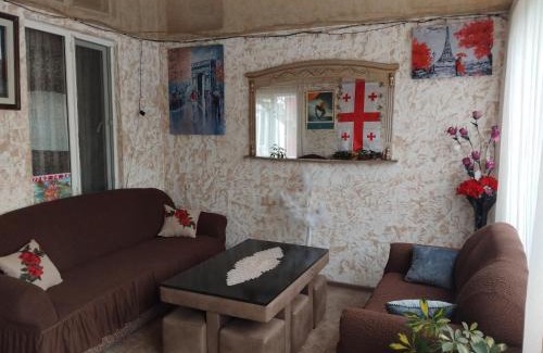 Kobuleti House | Guest House GIA - Bagrationi St # 42