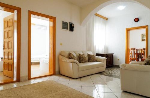 Babilonija House | Guest House Heart of Budva