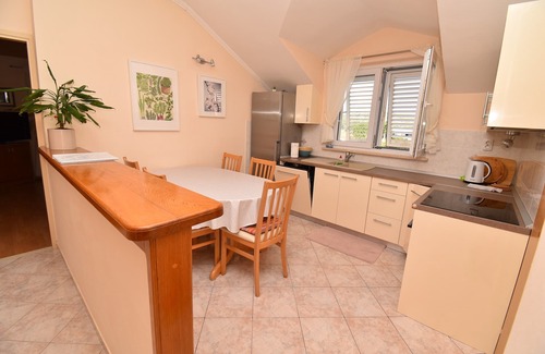 Srebreno Apartment | Guest House Kanjuo - Two Bedroom Apartment with Terrace and Garden View