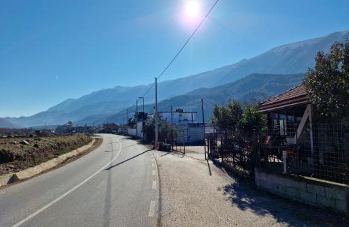 Albania House | Guest House KrisHen