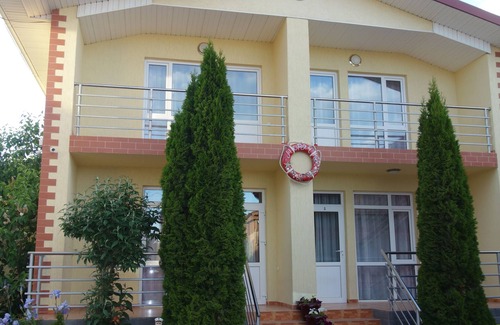 Bosteri House | Guest House Moryachka