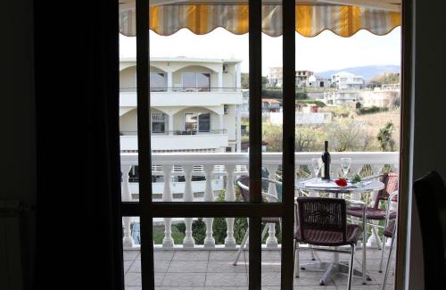 Gjerana House | Guest House Pasha