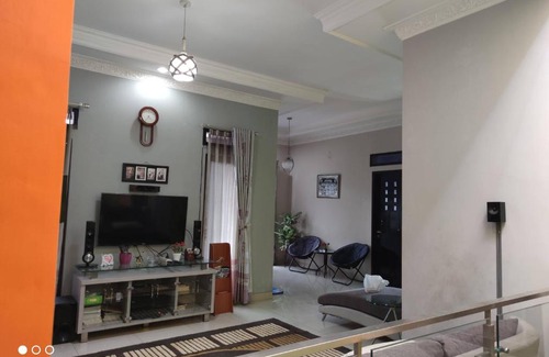 Bandung House | Guest house premium