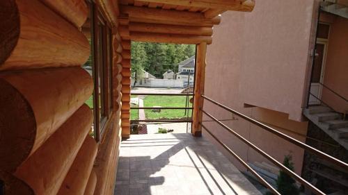 Shaian Cabin | Guest House Smerichka