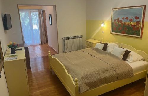 Valica Bed & Breakfast | Guest House Soši