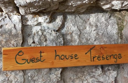 Tuenno House | Guest House Tresenga Rooms & Apartment