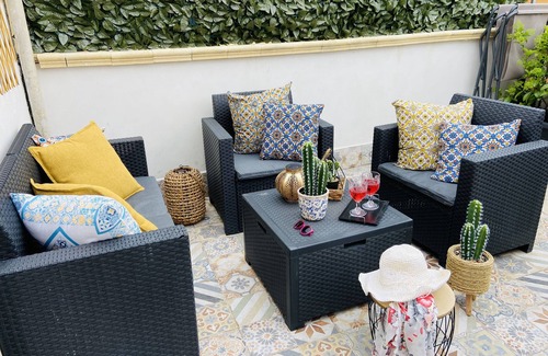 Capaci Apartment | Guest House Via Roma in the center with panoramic terrace
