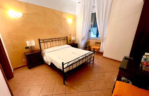 Carignano House | Guest House Virginia's Rooms-Private free Parking and Top Carignano District