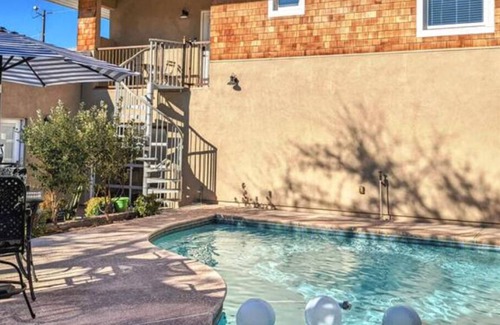 West University Apartment | Guest House with 2 bedrooms, 1 bath, private garage - walking distance from UofA